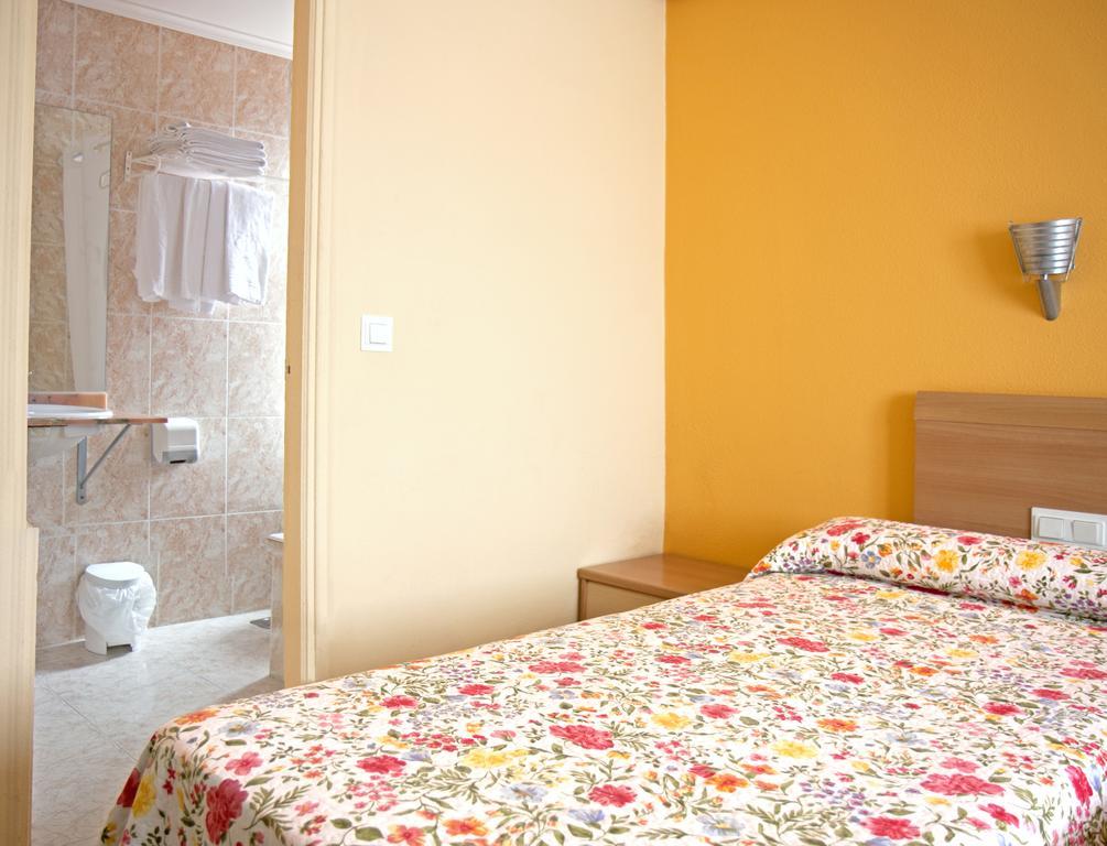 Hostal Europa Pension Irun Eksteriør bilde